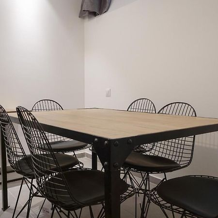 Modern Duplex Close To The Eiffel Tower Париж Екстериор снимка